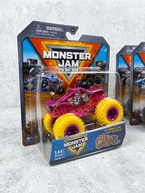 Monster Jam Calavera Die-Cast Monster Truck Toy - Pink & Yellow